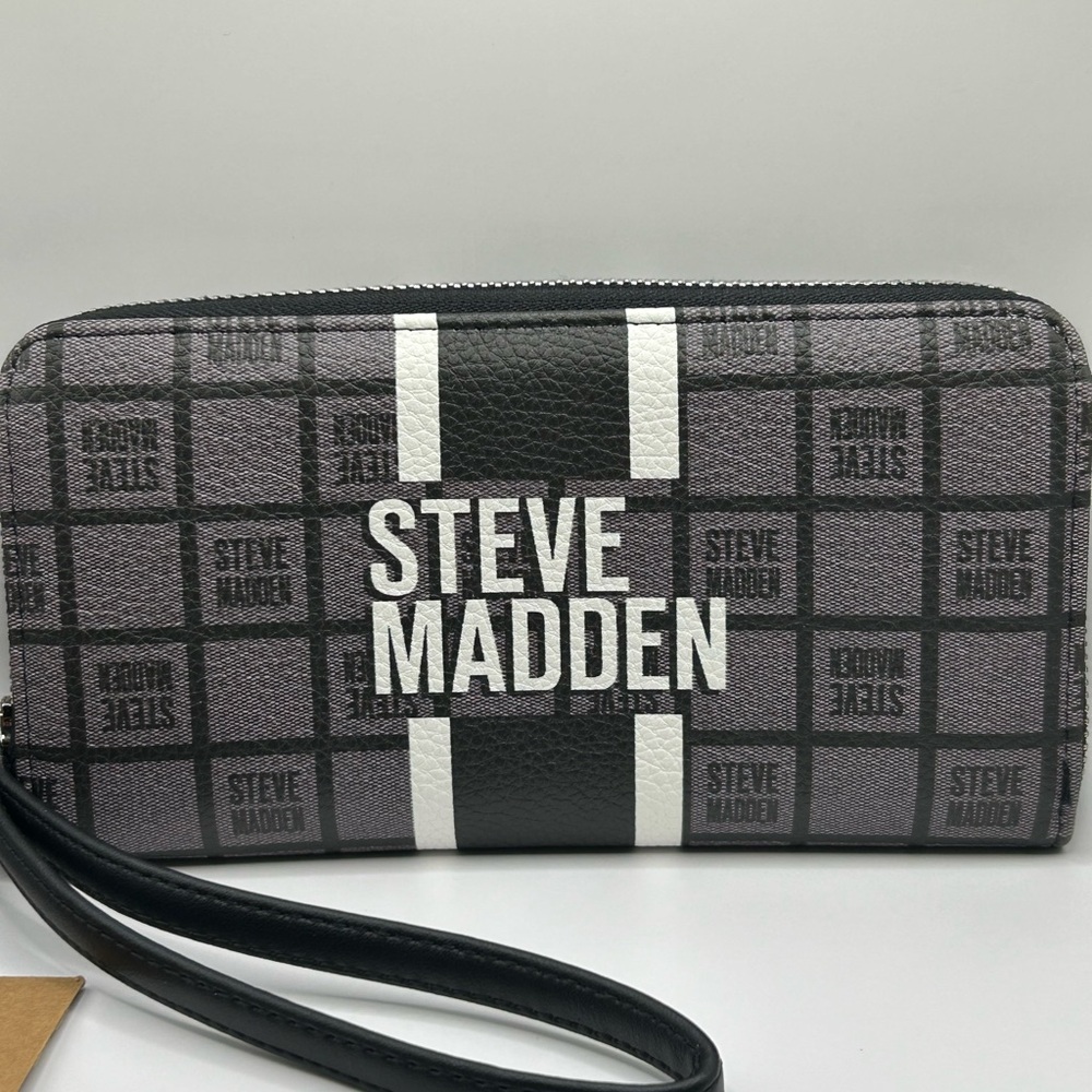 Steve Madden Black and Gray Pebbled Leather Wallet 8” x 4” NWT